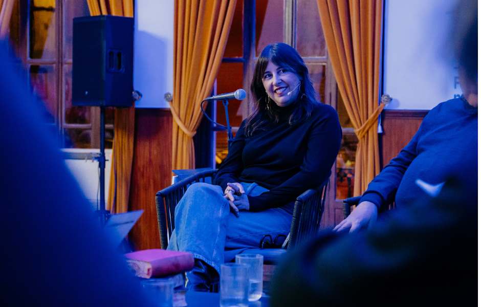 Alzira es transforma en illa de la lectura amb un festival que uneix tradició i joventut |