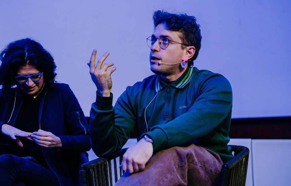 Alzira es transforma en illa de la lectura amb un festival que uneix tradició i joventut |