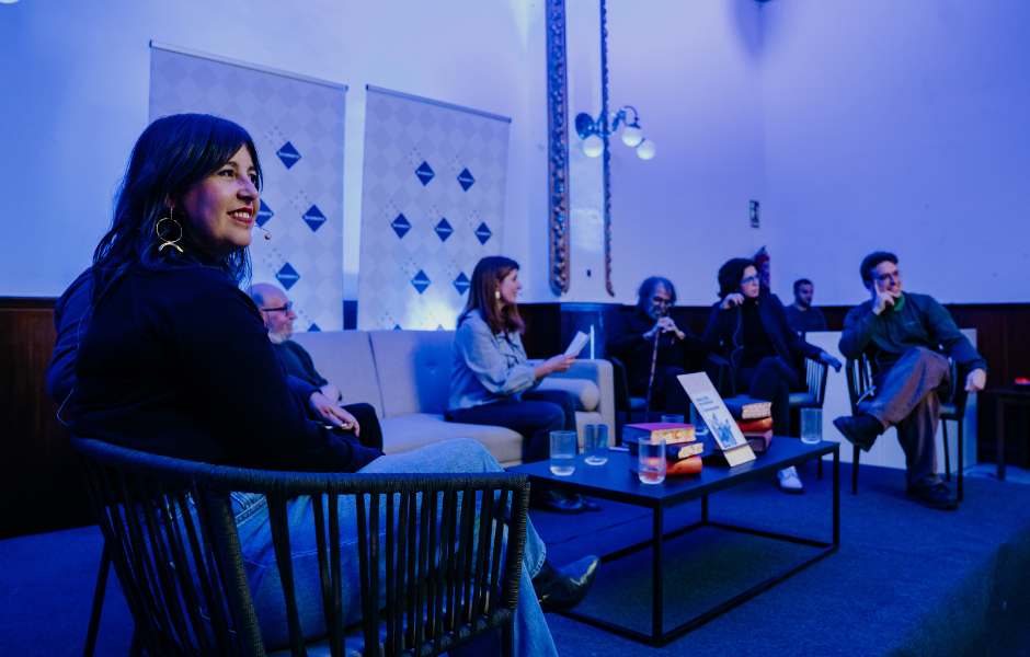 Alzira es transforma en illa de la lectura amb un festival que uneix tradició i joventut |