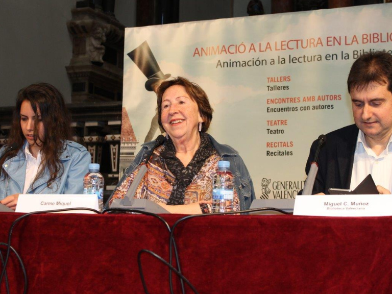 Parlem de Carme Miquel, la mestra i escriptora que va transformar l'educació i la cultura. |