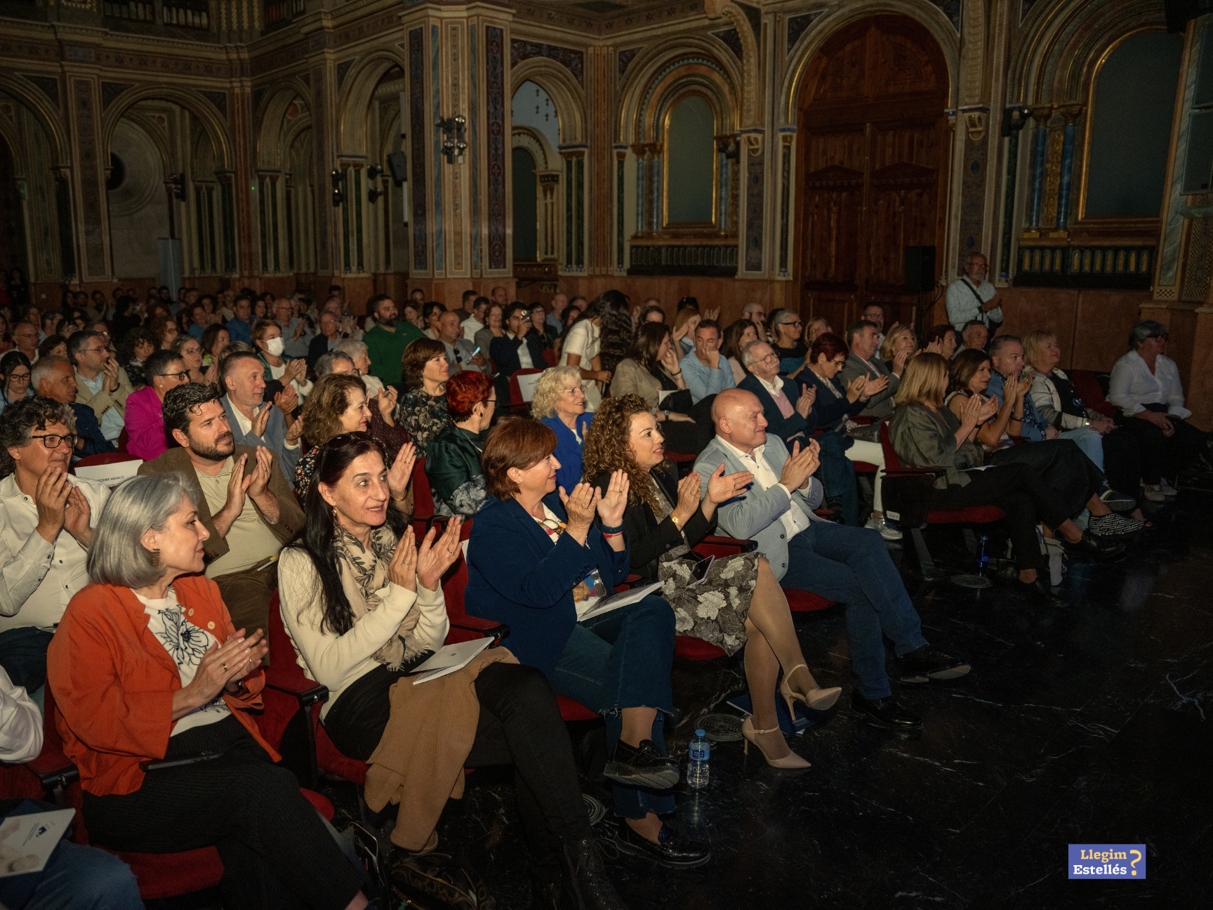 Llegim Estellés? La nova campanya de la Fundació Bromera per al Foment de la Lectura |